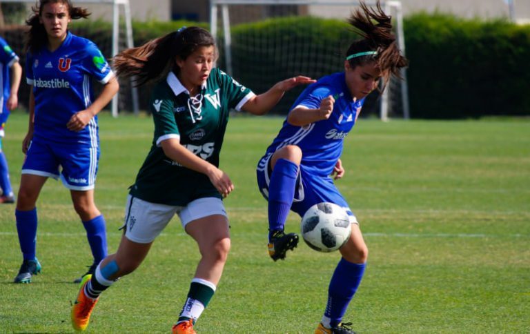 Las Rozas C.F. y la Asociación de Mujeres Empresarias firman un acuerdo para promocionar el fútbol base femenino