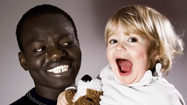 Julia y Babacar