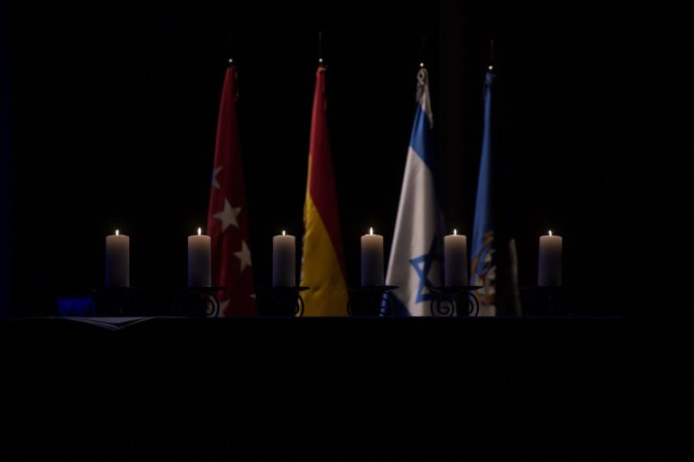 Acto en Memoria de las Víctimas del Holocausto