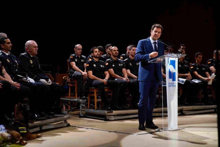 La Policía Local rinde homenaje a su Patrón con la entrega de su Medalla