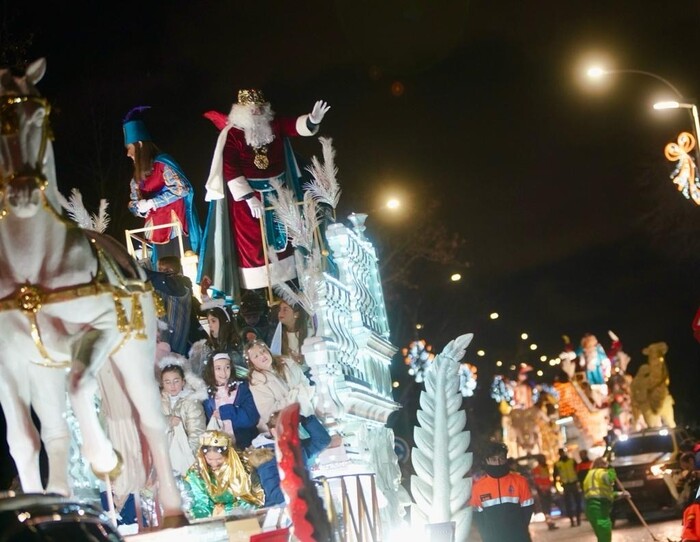 cabalgata de reyes magos en Las Rozas 2024
